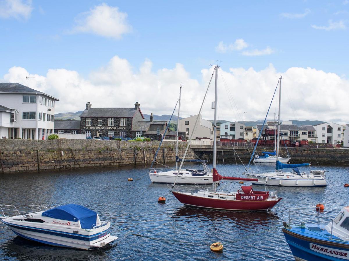 1 Llwyn Hir Vila Blaenau Ffestiniog Exterior foto